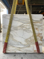Calacatta 0.03 polished